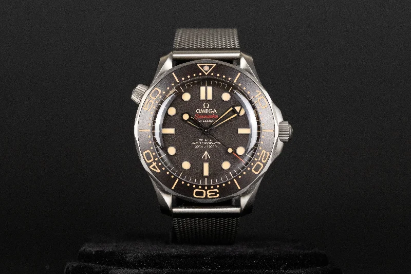 Omega<br>210.90.42.20.01.001 Seamaster 007 James Bond Edition